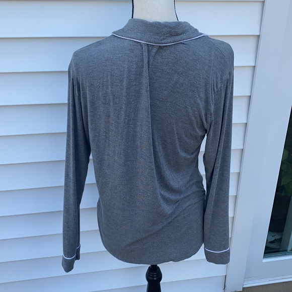 Ugg PJ top size small - Picture 4 of 4